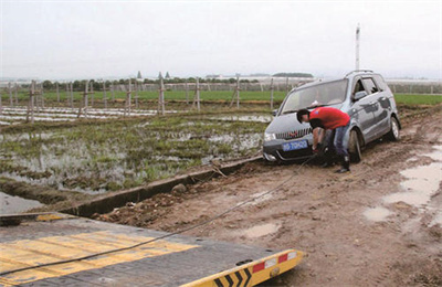 松潘抚顺道路救援